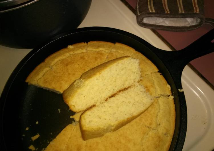 Steps to Prepare Favorite Can’t tell it’s low fat cornbread