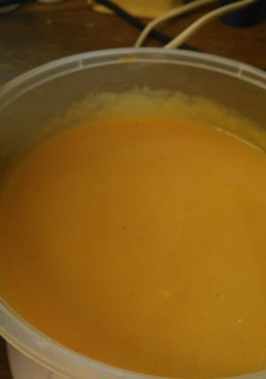 A picture of Creamy Sweet potato & butternut squash soup. Makes 4 servings (425 ml) 126 cals bowl.