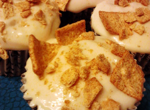 A picture of Rum Chata Cupcakes W/ Dulce De Leche Cream Cheese Frosting.