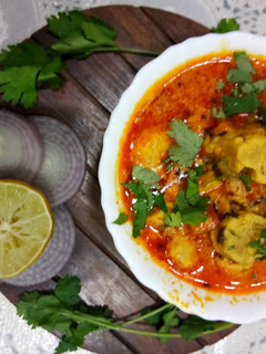 गट्टा मेथी सब्जी(Gatta methi sabji recipe in hindi) रेसिपी मुख्य फोटो