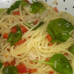 A picture of Linguine with crab chilli and watercress.
