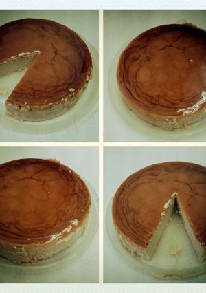 A picture of Cream cheese flan.