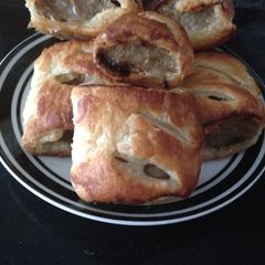 A picture of Super easy sausage rolls.