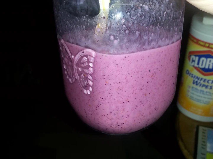 Easy Way Prepare Lemon Berry Smoothie the  Makes Drooling Makes you drool