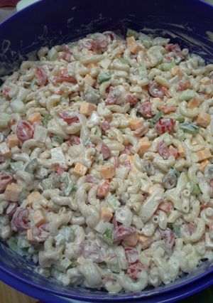 A picture of Creole Macaroni Salad with Garlic Buttermilk Dressing.