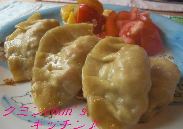 Homemade Gyoza Skins with Egg &amp; Cake Flour