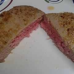 A picture of Ahi tuna, simple.