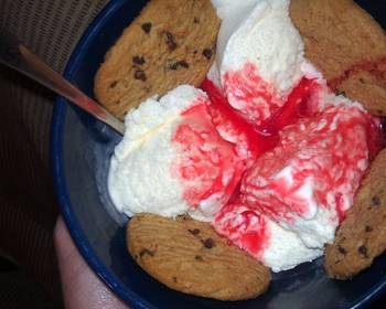 The New Way Serving Recipe cookies and ice cream Delicious Nutritious