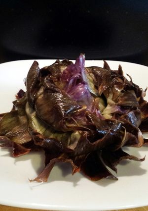 A picture of AMIEs FRIED ARTICHOKEs.