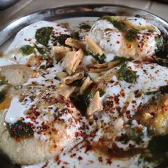 A picture of Jain rava dahi vade.