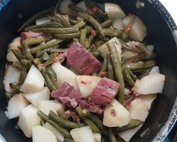 How To Cooking Recipe Hamhock stringbeans and potatoes Very Delicious