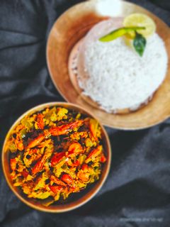 কুমড়ো চিংড়ির ঘন্ট(kumro chingrir ghonto recipe in Bengali) রেসিপির প্রধান ছবি