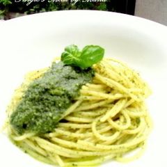 A picture of Basil Pesto Pasta.