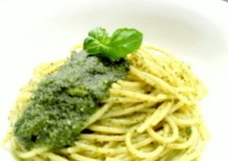 Step-by-Step Guide to Prepare Homemade Basil Pesto Pasta