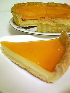 A picture of Easy Jiggly Custard Pudding Tart.