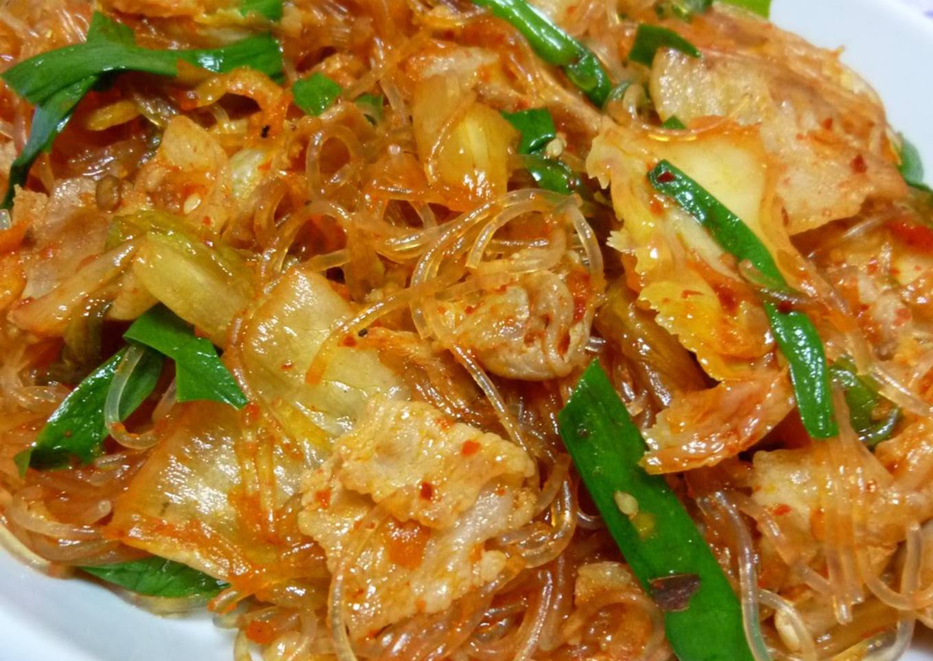 Pork, Kimchi and Cellophane Noodles Stir-fry