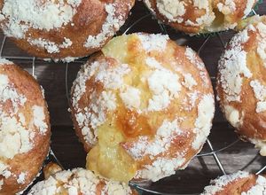Foto di MUFFIN PASQUALI con CRUMBLE al PARMIGIANO