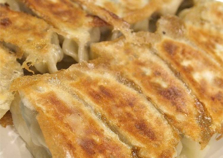 Recipe of Speedy Rich, Juicy Gyoza with Mixed Mince