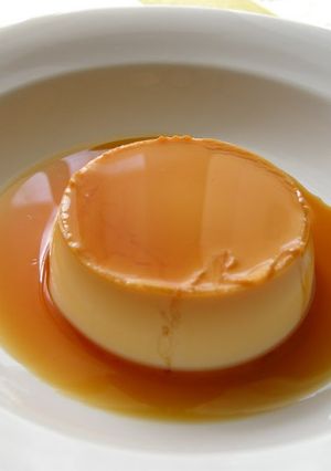 A picture of Creamy Cream Cheese Panna Cotta.