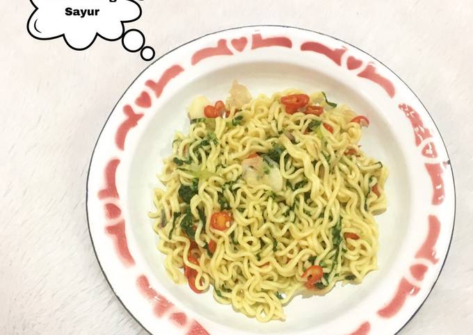 Bagaimana Membuat Mie Goreng Sayur sederhana Anti Gagal