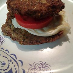 Tuna and tomato sandwich A picture of Tuna and tomato sandwich.