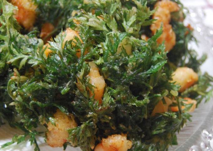 Step-by-Step Guide to Prepare Quick Carrot Tops and Shrimp Kakiage Fritters