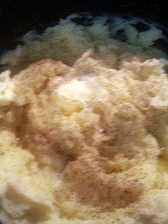 A picture of Sour cream mashed potatoes.