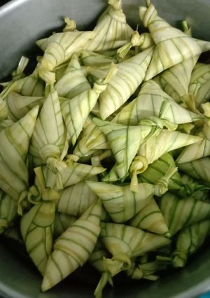 Gambar Ketupat Palas Lemak Versi kelantan