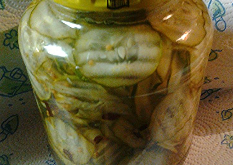 Bread and butter pickles Recipe