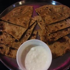 A picture of Aloo paratha.