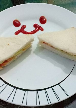 A picture of Cheese sandwich.