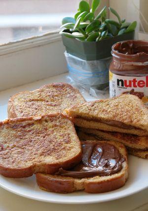 A picture of MOM'S TOAST.