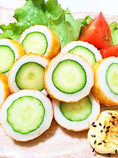 A picture of Cucumber Stuffed Chikuwa.