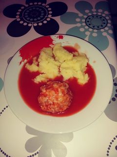 Paradicsomos húsgombóc 😋 recept fotója
