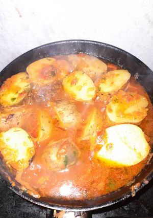 Una foto de Papas en Salsa