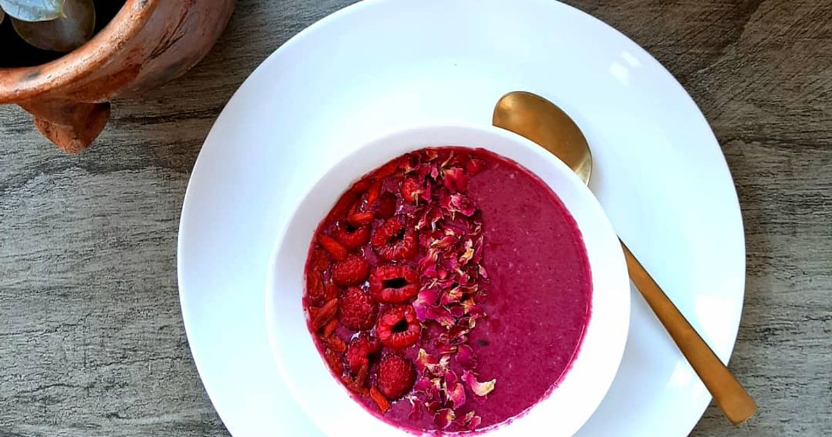 Raspberry Beetroot Smoothie Recipe by sapna - Cookpad