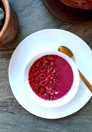 A picture of Raspberry beetroot smoothie.