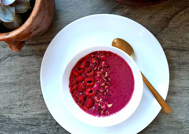 Steps to Prepare Any-night-of-the-week Raspberry beetroot smoothie