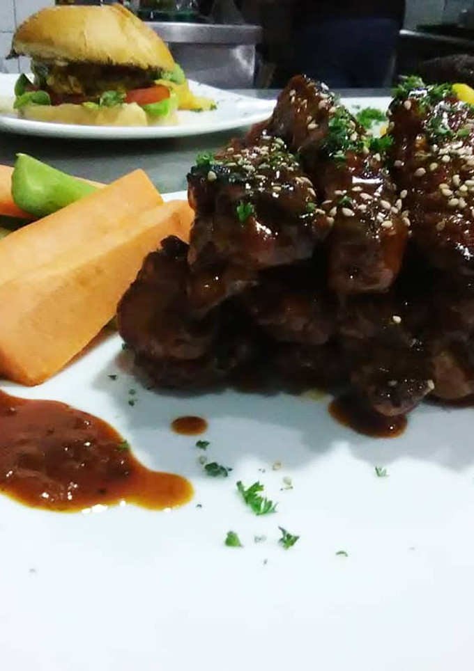 Una foto de Alas de pollo al BBQ