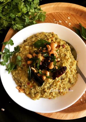 A picture of Healthy Pongal (Porridge) with Mixed Lentils, Oats & Foxtail Millet.