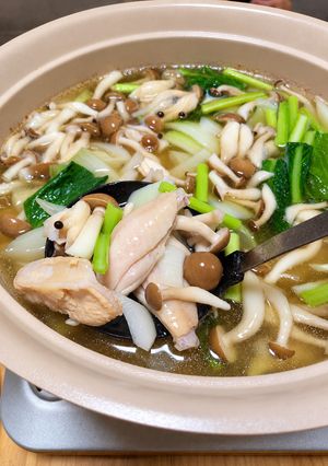 Hình của món Lẩu Gà Nấm Kombu Dashi Nước Mắm.