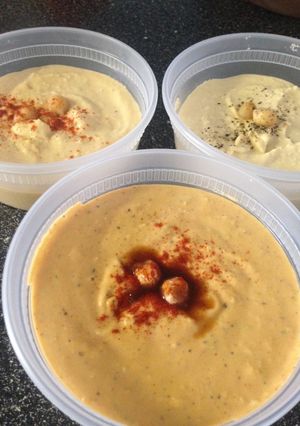 A picture of Tahini.