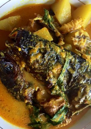 Foto resep Gulai Ikan Baung Asap Daun Singkong