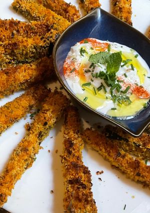 Une photo de 🥄🍶🫜TASTY CRISPY 🍆 🌶️AUBERGINES 🍆