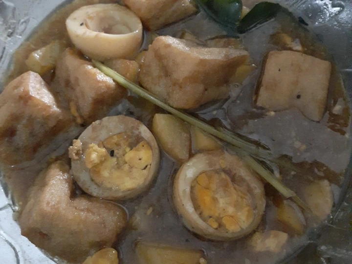 Langkah Mudah untuk Membikin Resep Semur kentang, tahu, dan telur yang Sempurna Anti Ribet, Lezat