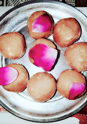A picture of Piniya.