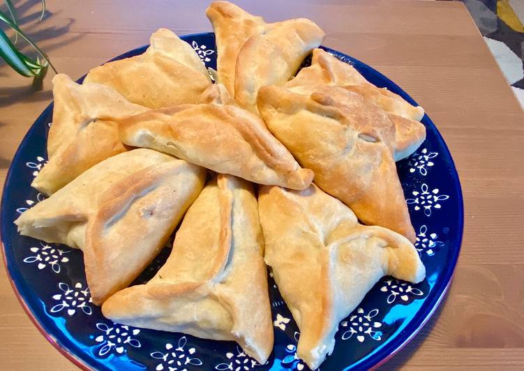 Simple Way to Prepare Homemade Swiss Chard Fatayer/pies