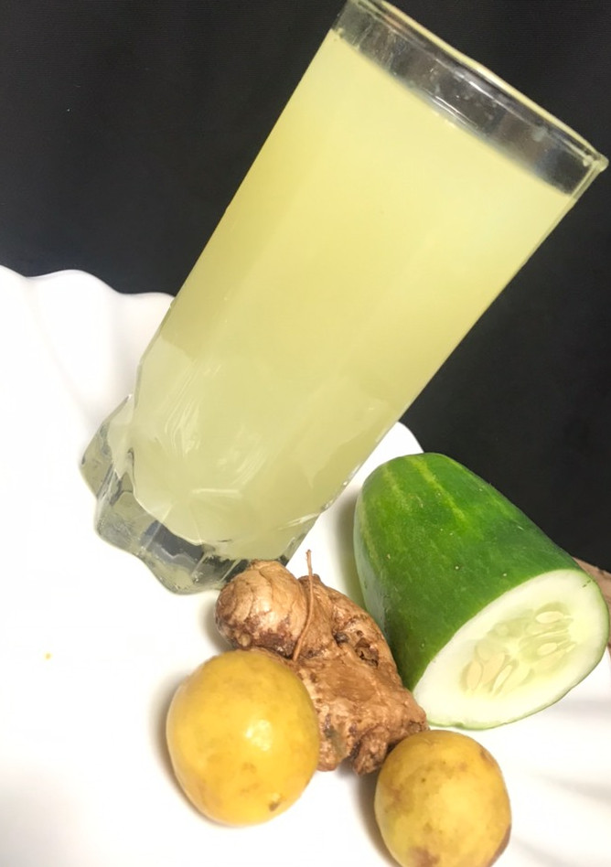 A picture of Cucumber,ginger and lemon juice.🥒.