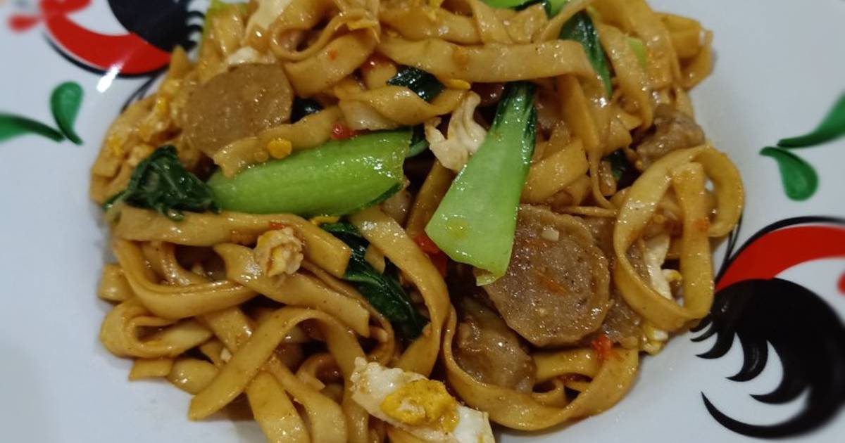 Resep Mie Goreng Pedas Ala Resto Oleh Heny Widiastuti - Cookpad