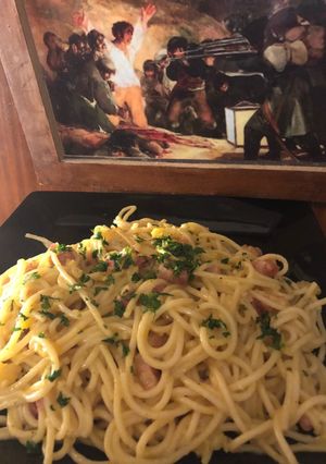 Una foto de Spaghetti alla carbonara 🦀